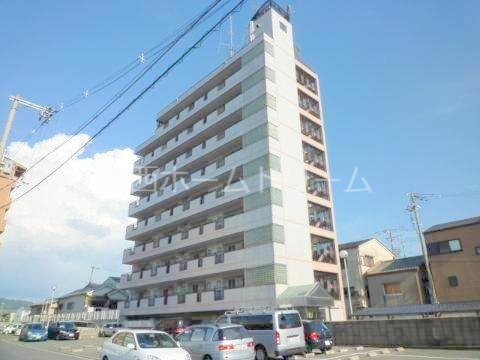 門真市舟田町のマンションの建物外観