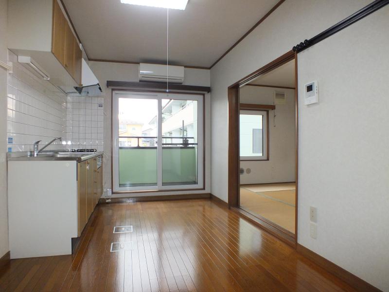 〇アーバンK Cの居間写真
