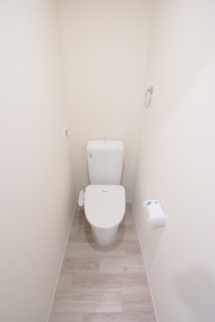 トイレ　★温水洗浄便座付きトイレ★