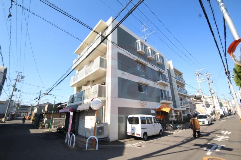 建物外観　外はこのようになっています