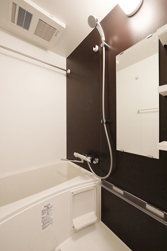 バス・シャワールーム　バスルーム　浴室乾燥