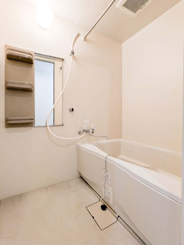 バス・シャワールーム　図面と現状に相違がある場合には現状を優先