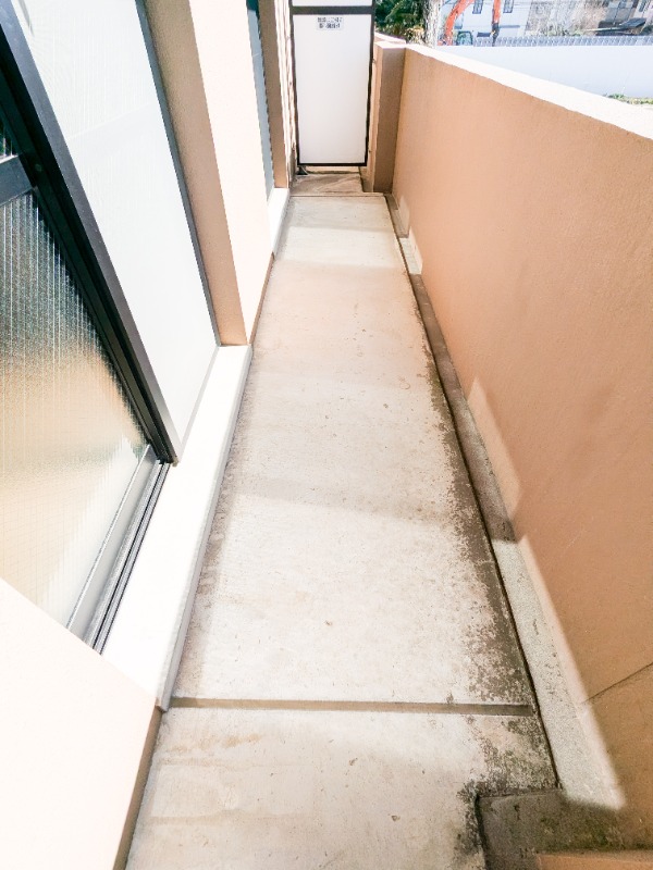 バルコニー　図面と現状に相違がある場合には現状を優先