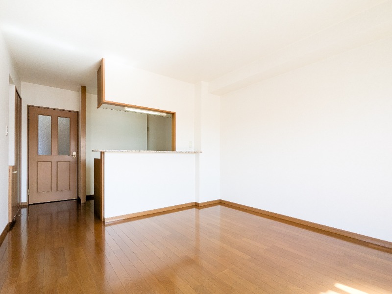 居室・リビング　図面と現状に相違がある場合には現状を優先