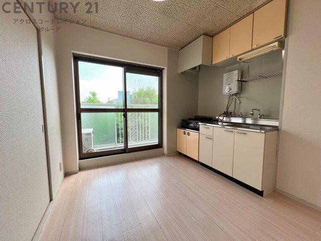 居室・リビング　エアコン付き！