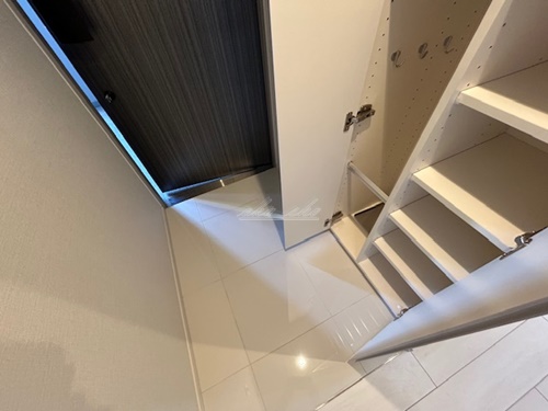 玄関　参考写真