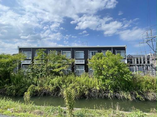 建物外観　落ち着いた雰囲気の外観