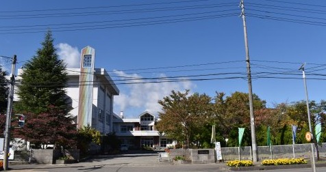 小学校　会津若松市立城南小学校（小学校）まで653m