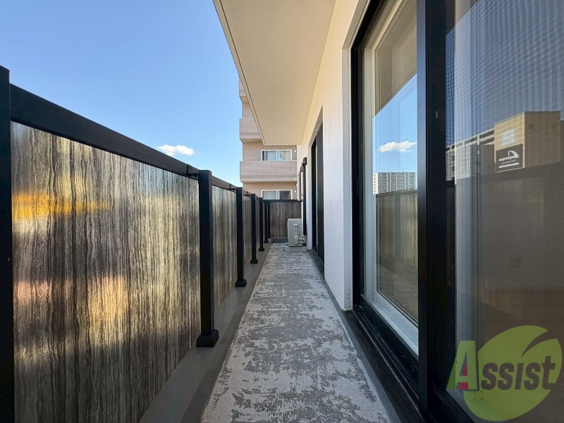 バルコニー　バルコニーが付いていますので一息ついてみてはいかがですか。