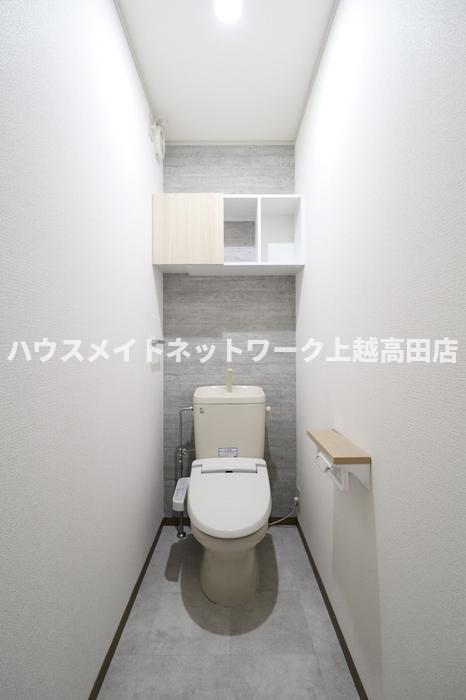 トイレ　温水洗浄暖房便座