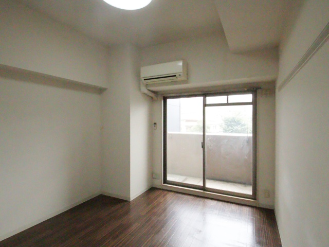 居室・リビング　別室の参考写真です。※現況優先