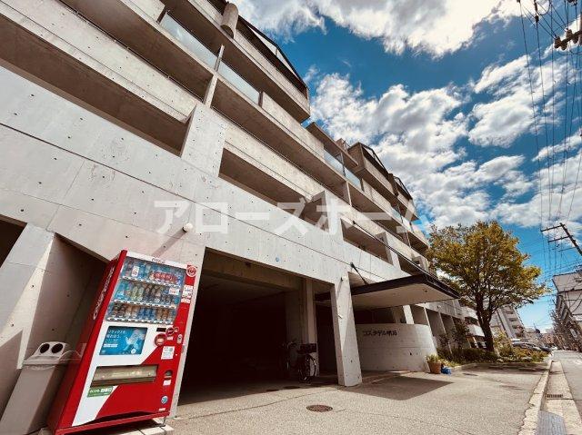 建物外観　※室内改装完了前の写真です。