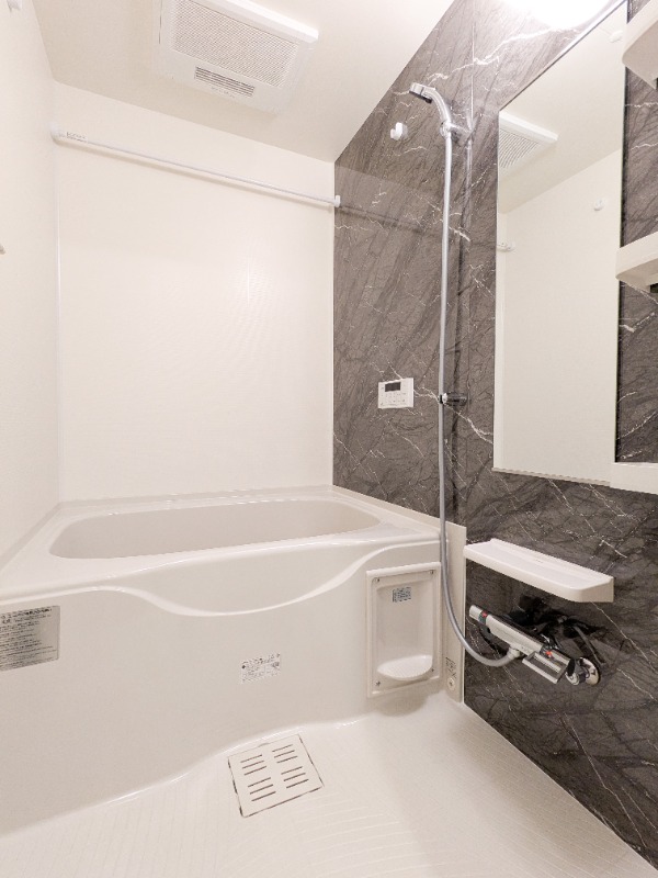 バス・シャワールーム　図面と現状に相違がある場合には現状を優先