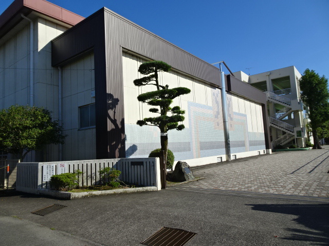 小学校　島田第三小学校（小学校）まで1615m