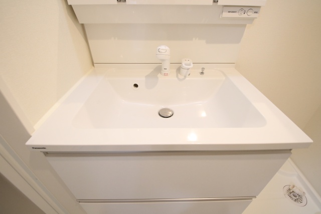 洗面設備　※別室の参考写真の為、現況優先です。