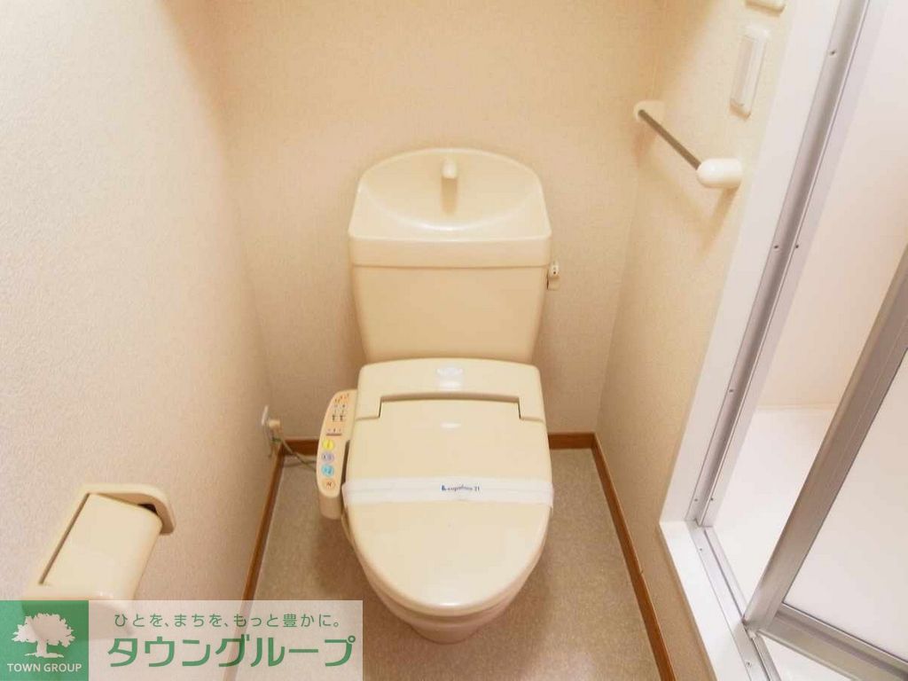 レオパレスエストのトイレ写真