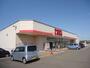 ショッピングセンター　ファッションセンターしまむら上磯店（ショッピングセンター）まで250m