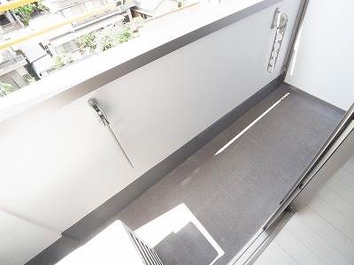 バルコニー　ＰＡＲＫ　ＨＩＬＬＳ　ＳＨＩＮＪＹＵＫＵのバルコニー