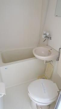 バス・シャワールーム　別部屋参考写真