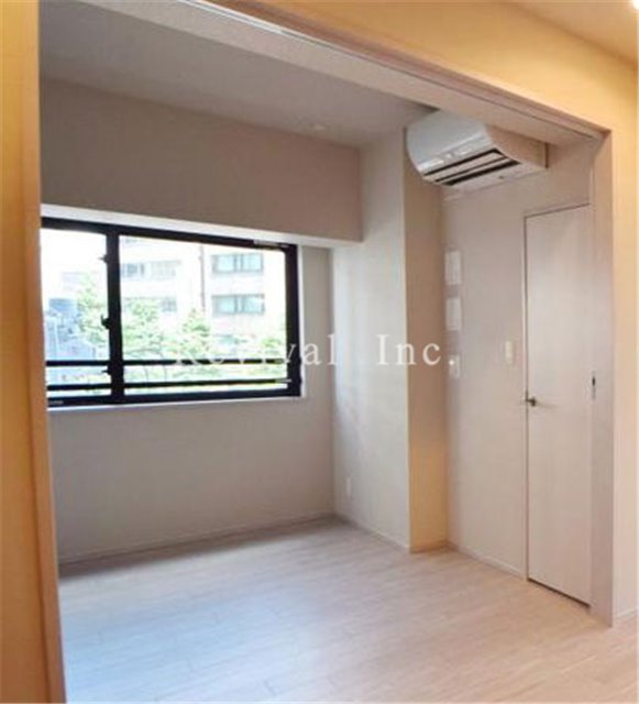 その他部屋・スペース　明るい居室でございます