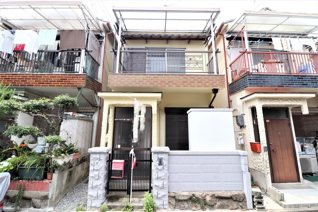 建物外観　高安町南４丁目戸建