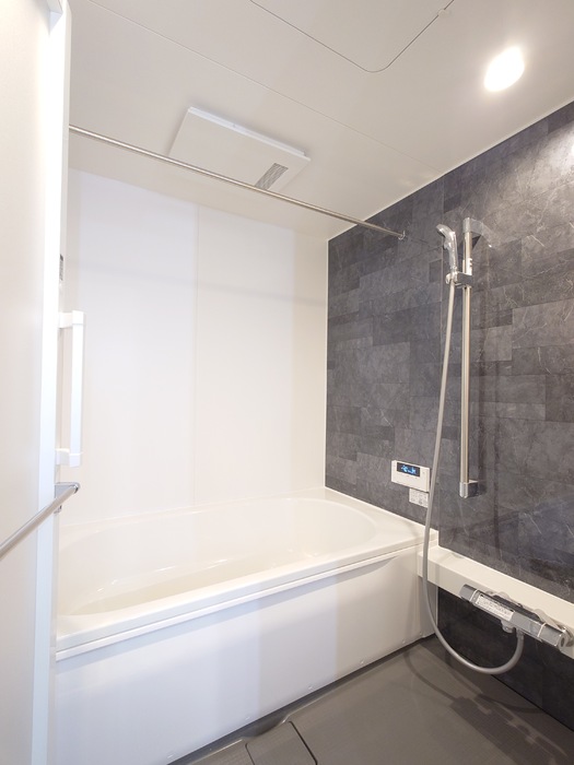 バス・シャワールーム　お風呂です