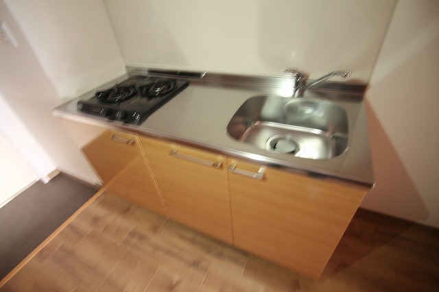 キッチン　調理スペースもしっかりあります☆