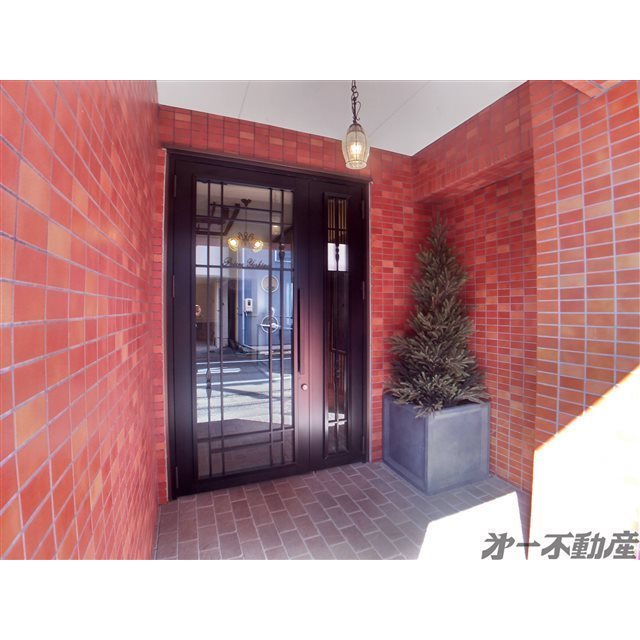 エントランス　エントランス