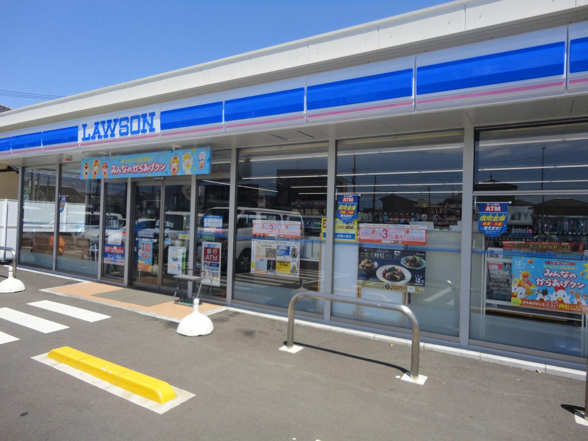 コンビニ　ローソン鹿嶋宮中八丁目店（コンビニ）まで763m