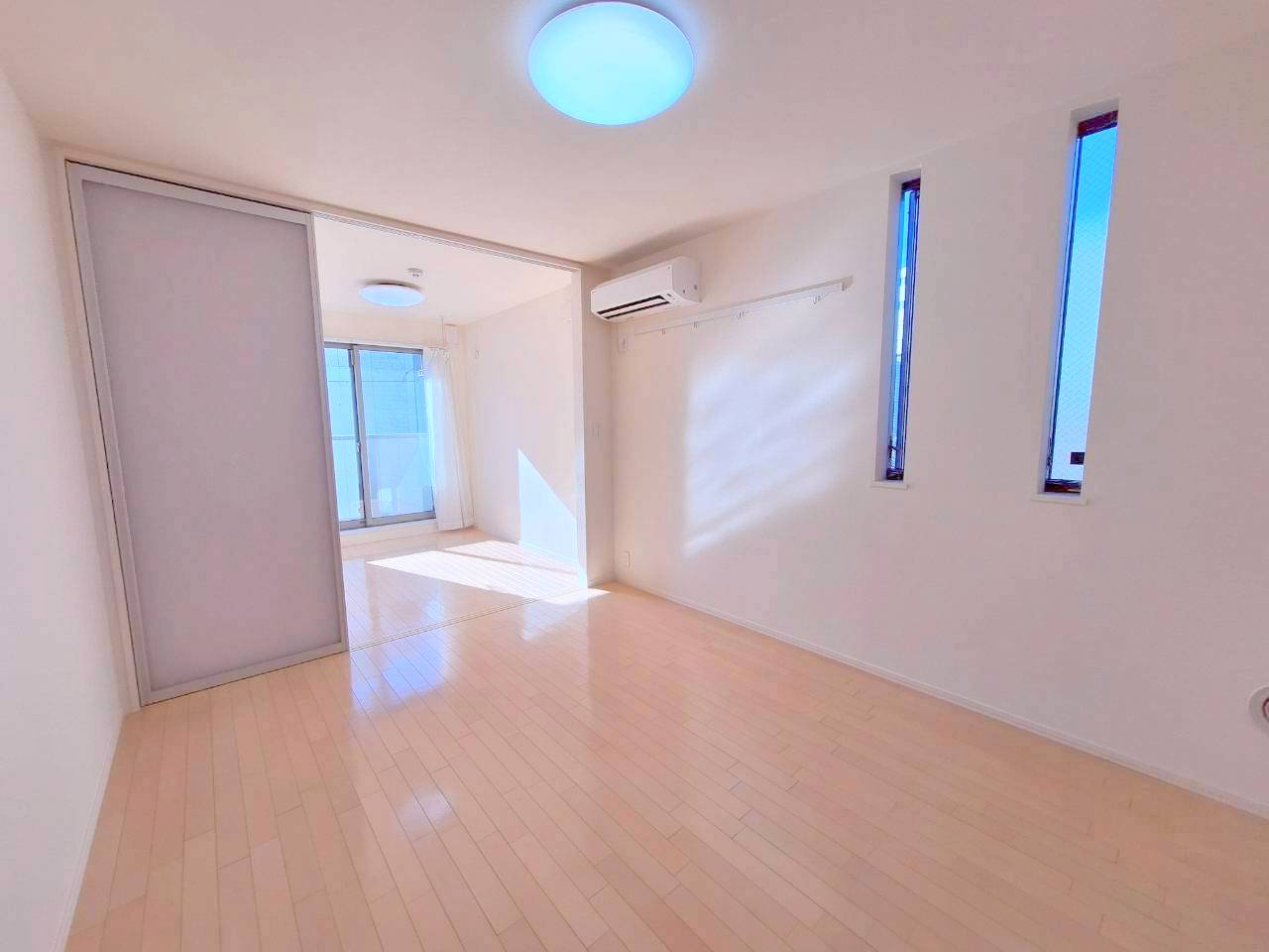 居室・リビング　★ゆとりある広さのお部屋です★