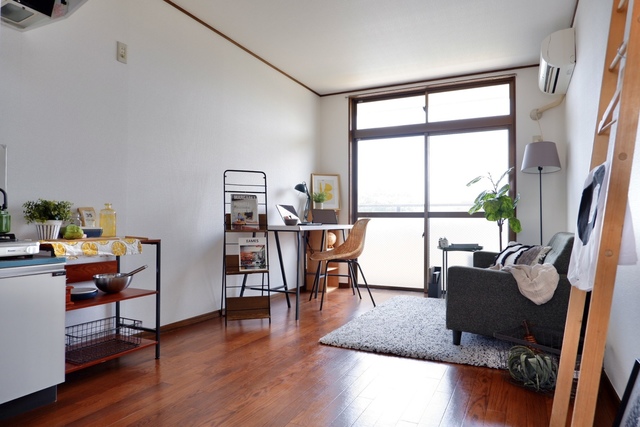 居室・リビング　※家具付きではありません。