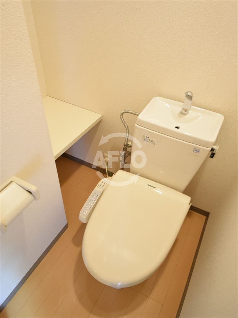 トイレ　ビクトワーレ　温水洗浄便座