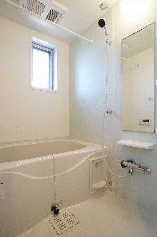 バス・シャワールーム　図面と現状に相違がある場合には現状を優先