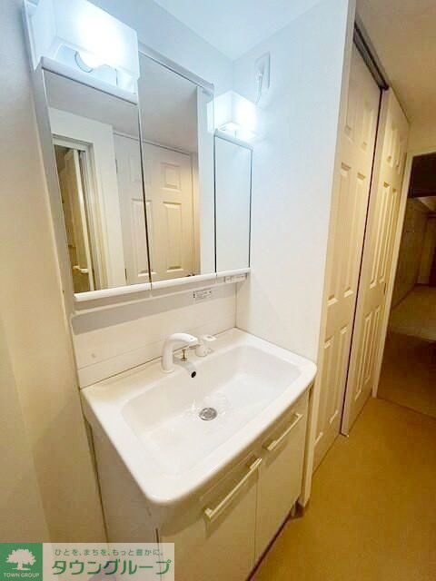 洗面設備　お部屋探しは株式会社　タウンハウジング　までお気軽にお問合…