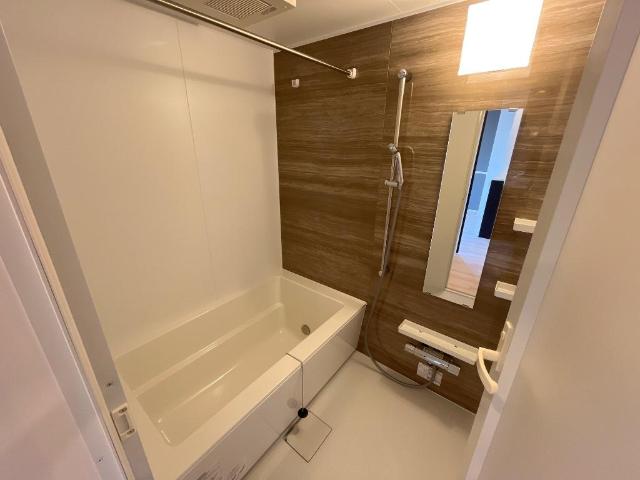 バス・シャワールーム　バス（イメージ）