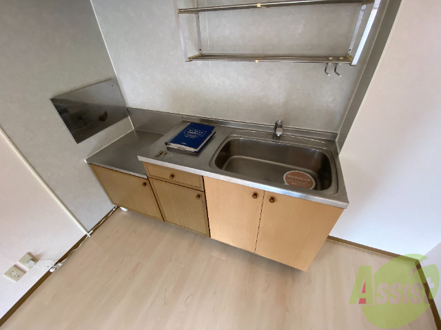 キッチン　キッチンは調理スペースがあり使いやすいですね。