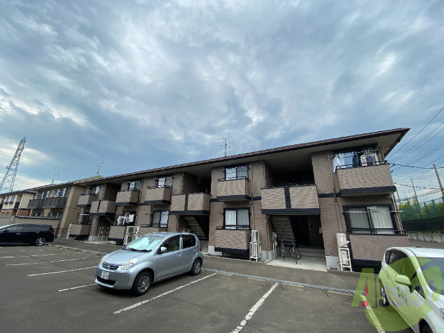 建物外観　多賀城市高橋４「クラレンスホワイト２」