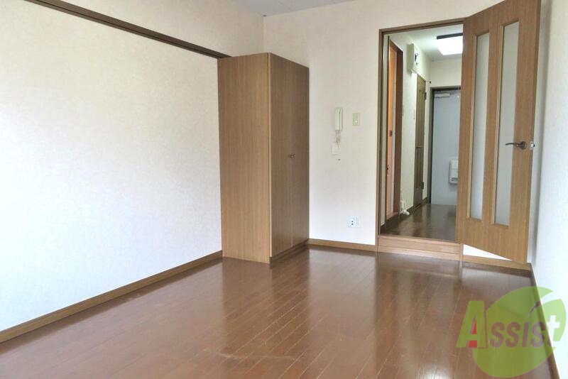 その他部屋・スペース　洋室の広さは７．５帖になっております。