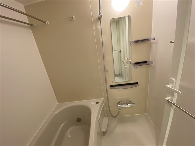 バス・シャワールーム　きれいなお風呂です