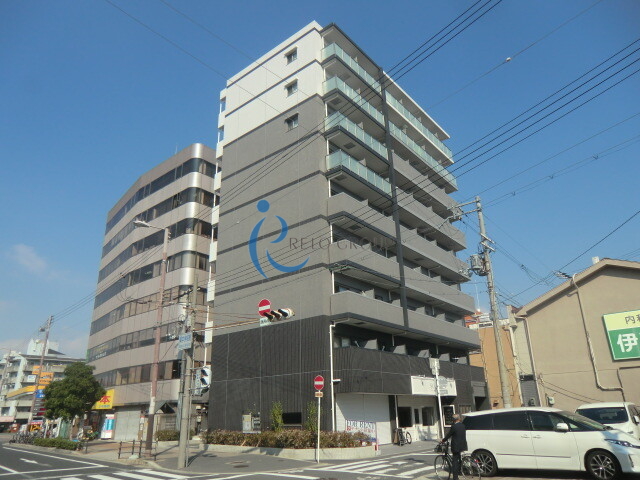 建物外観　同一シリーズの別物件です。