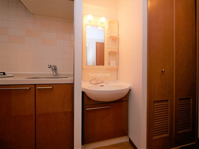 洗面設備　忙しい朝には欠かせない洗面所です