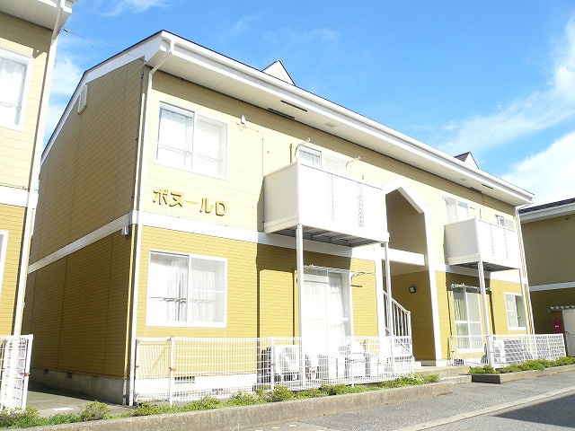 建物外観　かわいい色の物件です♪