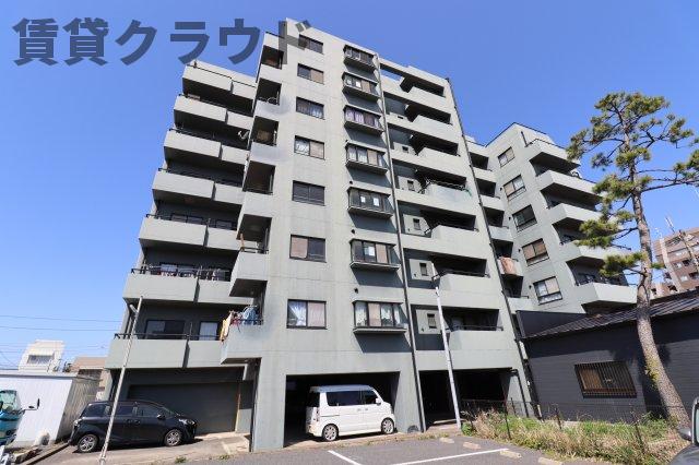 建物外観　重厚感のある外観！こんなマンションに住んでみたいですよね♪