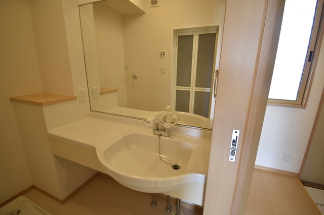 洗面設備　１０７・洗面所