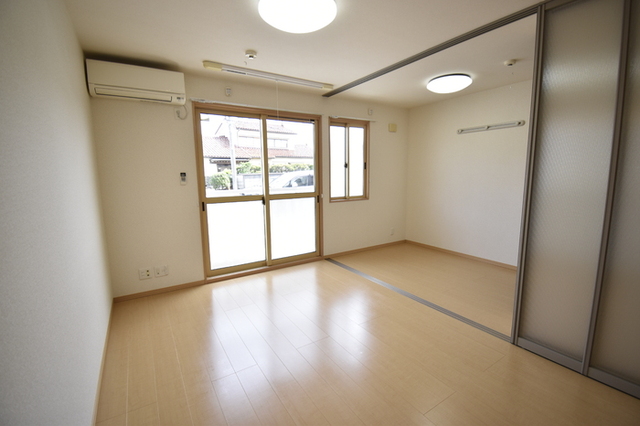 居室・リビング　１０７・ＬＤＫ