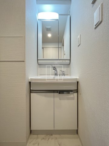 洗面設備　ソルテラス阿波座ウィズ　洗面台