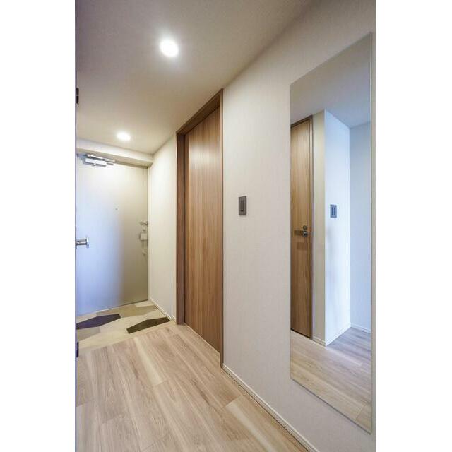 玄関　※室内写真は全て同じタイプ別部屋の写真になります。