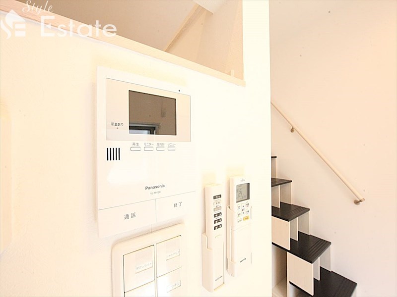 セキュリティ　モニター付きインターホン