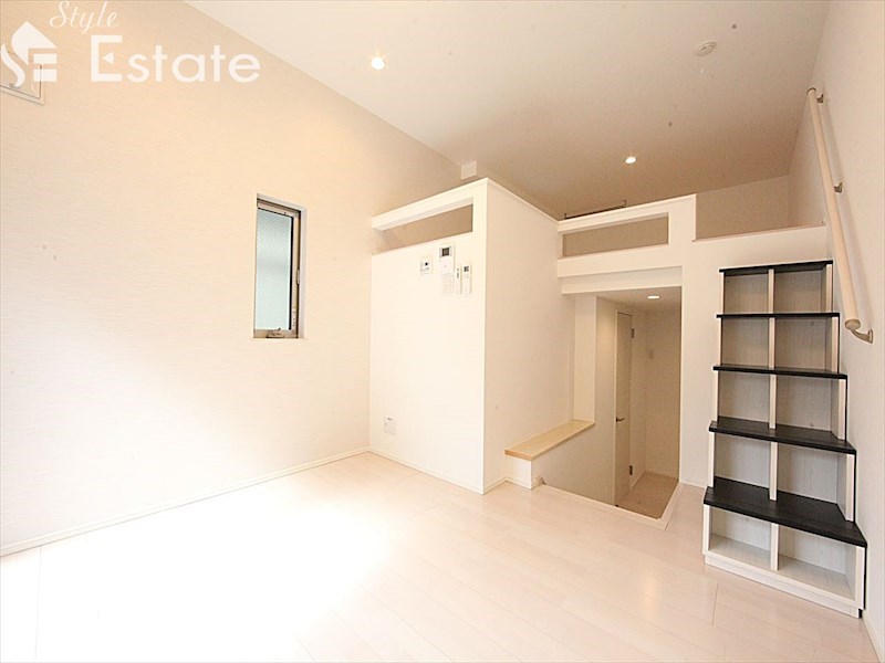 居室・リビング　内装