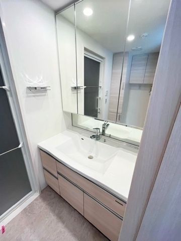 洗面設備　脱衣スペースもあります